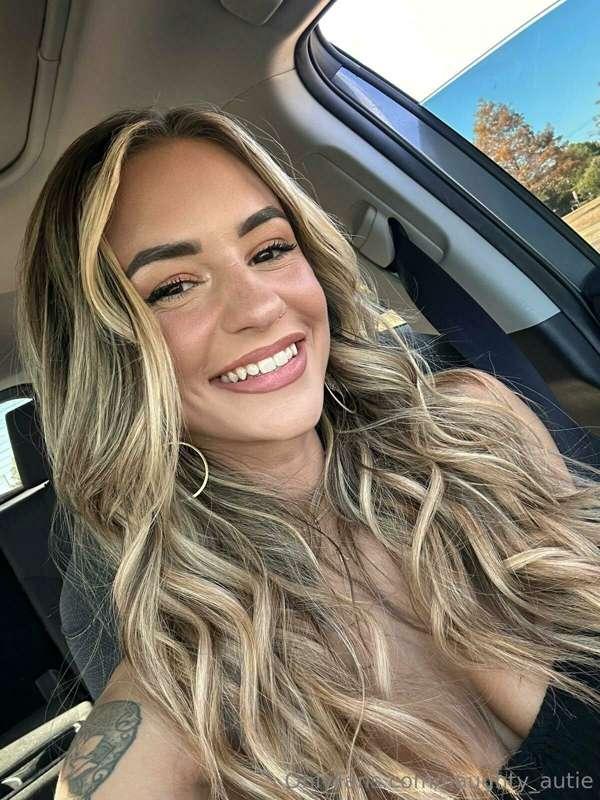 Do you like how my hair looks? 🥰