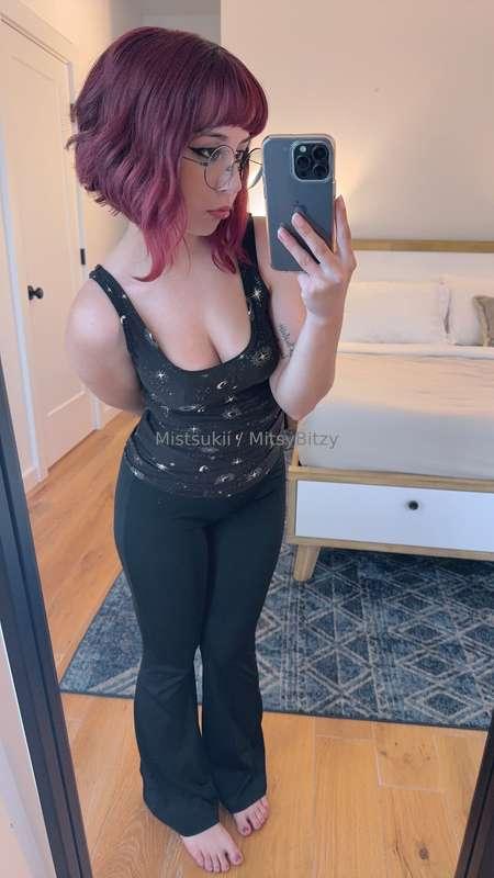 Boobies n tongue :3