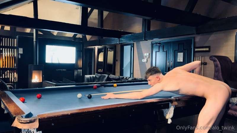 alo_twink image #1