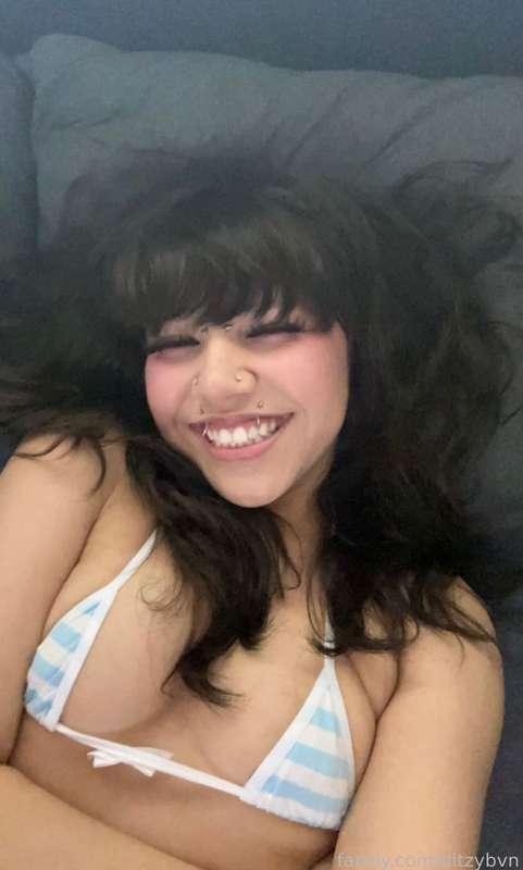 ditzybvn image #3