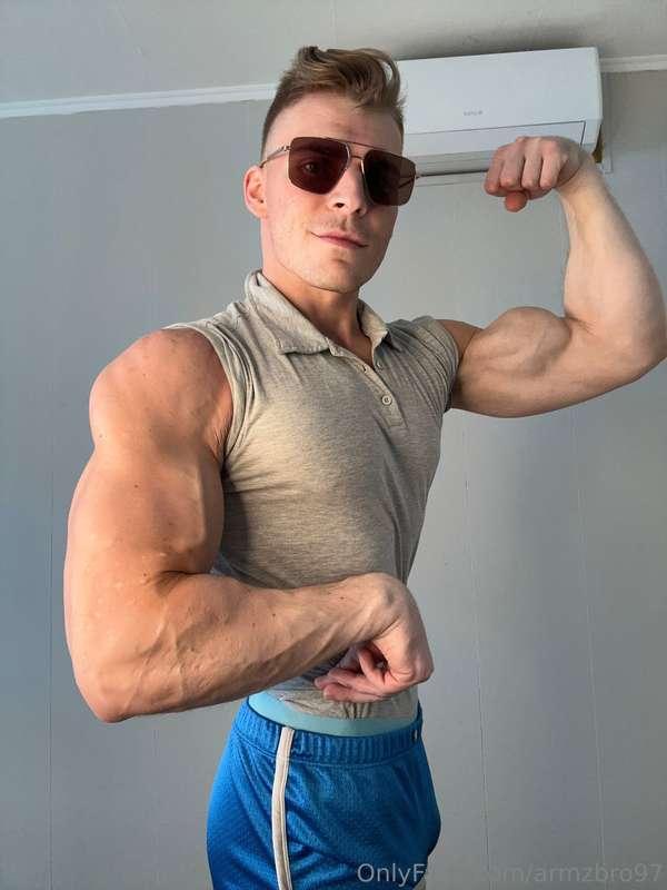 armzbro97 image #1