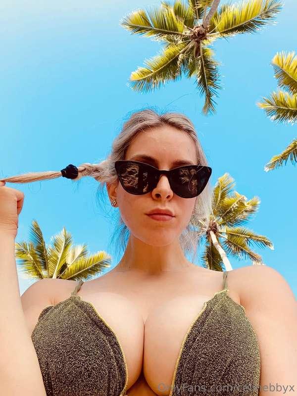 celinebbyx main image