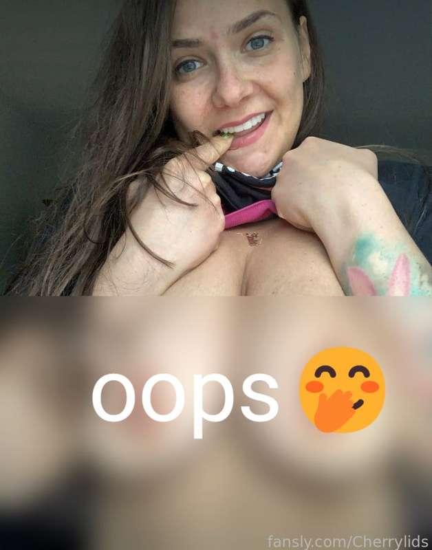 Something sweet for you ❤️💋


#fyp #mommy #milf  #pawg #tits #arse #boobs #hotmom #bigtits #naked