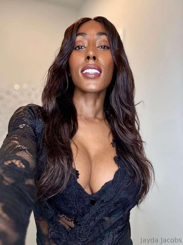 Hope you’re having a fantastic week! 🫶🏾 @thejaydajacobs 