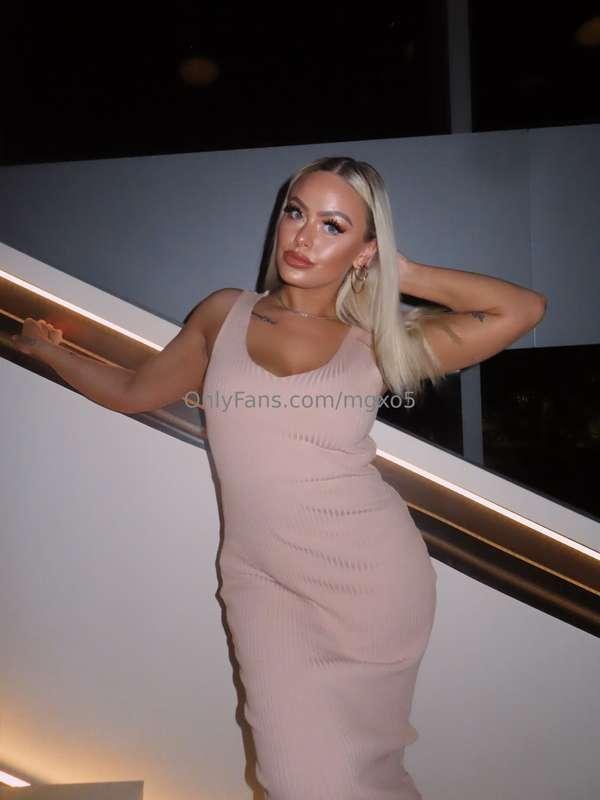 wanna see this dress off? check dms 🌶️