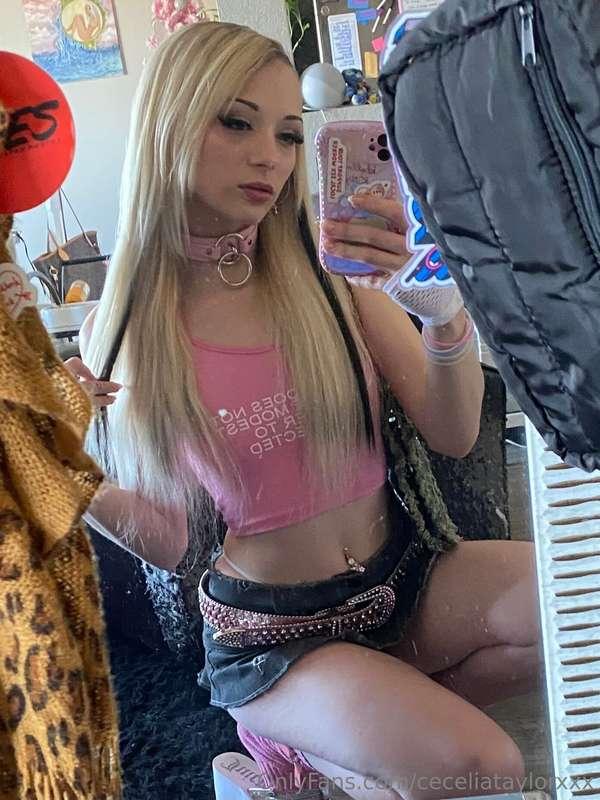 Come chat with me on my premium page💗
➡️ @ceceliataylor ⬅️