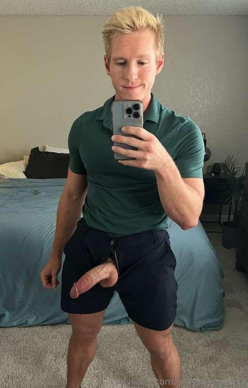 Got so horny after work today, I had to come home and bust a..
