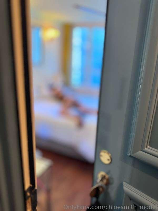 chloesmith_model image #0