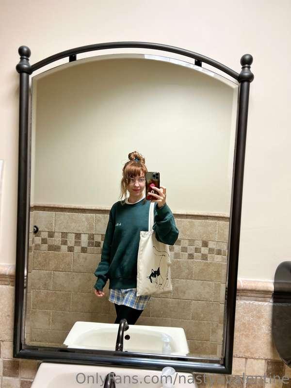 🖤 I be at a drs appt today so pls wish me luck 🖤 I took some..