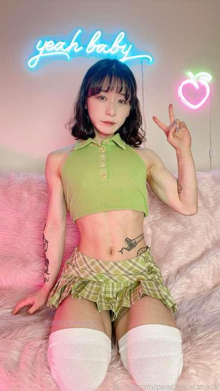 peachycatsnack image #3