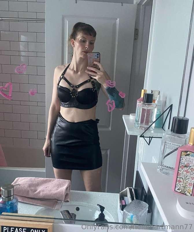 heidihartmann77 image #1