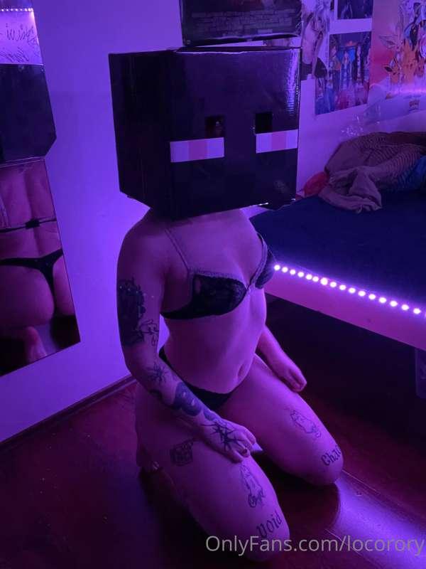 🖤🖤🖤