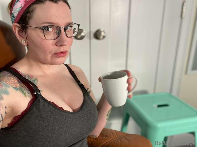 Filming a few fun fetishes today! 🍼 🤰 😘