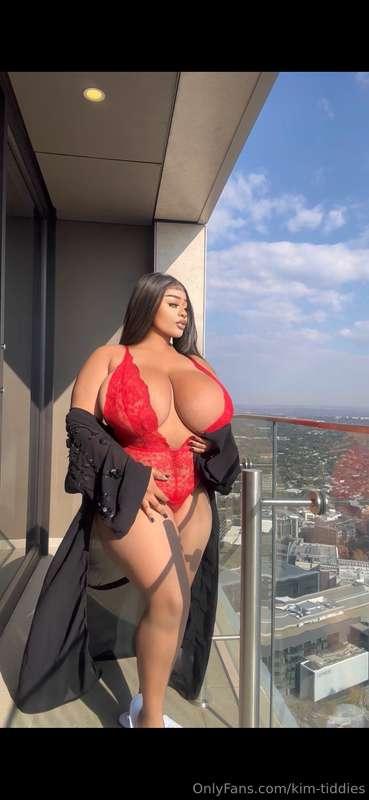 Go here @taste-kimtiddies before surprise expires ‼️‼️‼️‼️‼️..