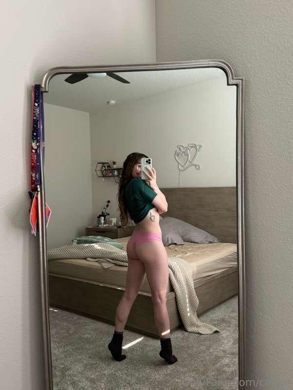 sorry.. just wanted to show off my legs ;)