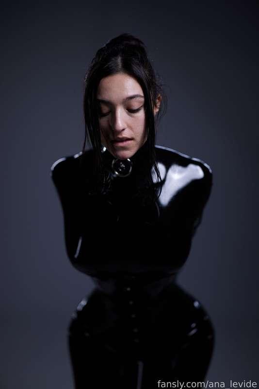 ana_levide image #43