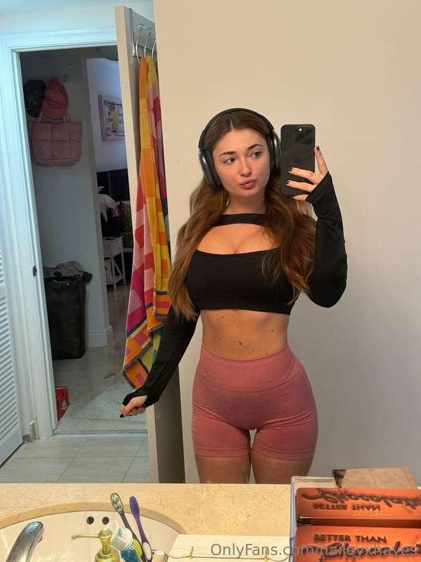 send me your BEST pickup line