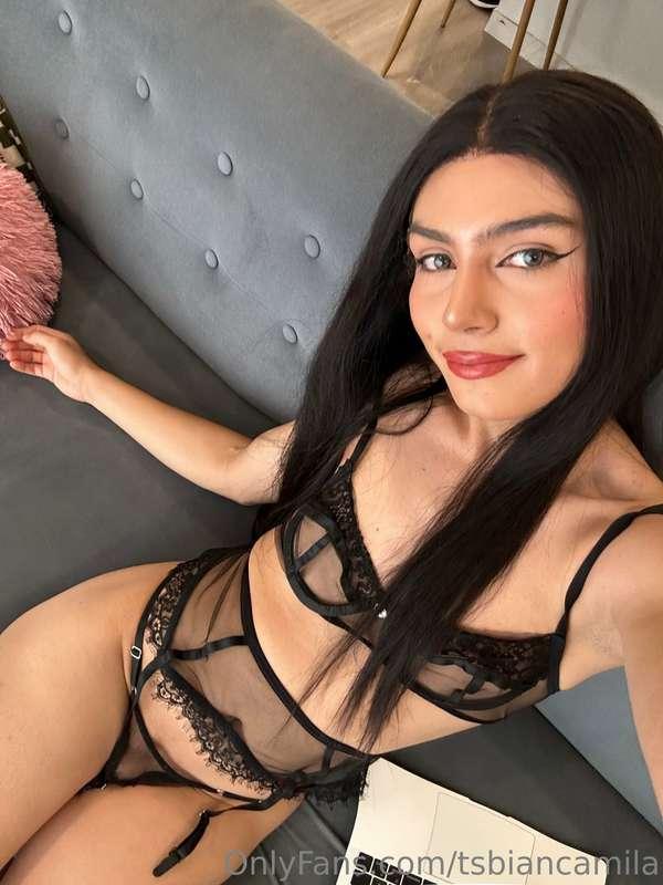 WRITE ME TO THE DM IF YOU WANT ME TO DOMINATE YOU RIGHT NOW😈