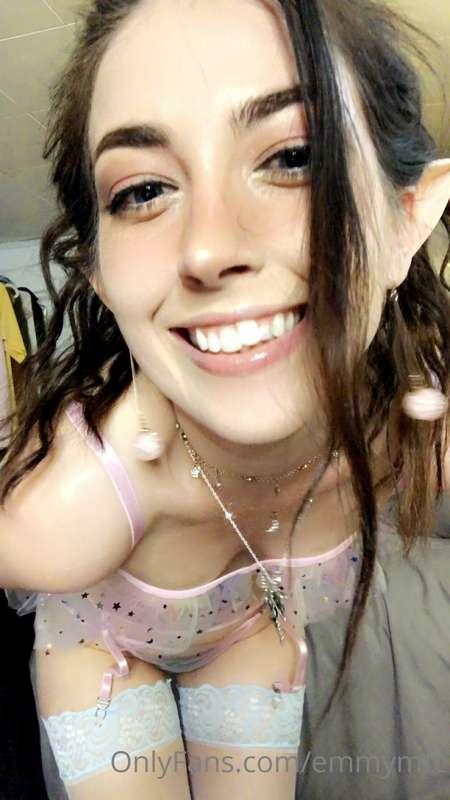 ⭑･ﾟﾟ･*:༅｡.｡༅:*ﾟ:*:✼✿ elf/fairy is definitely one of my favor..