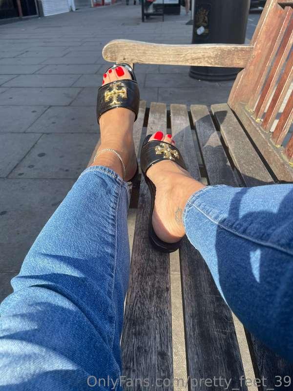 You like my new Toes colour?❤️