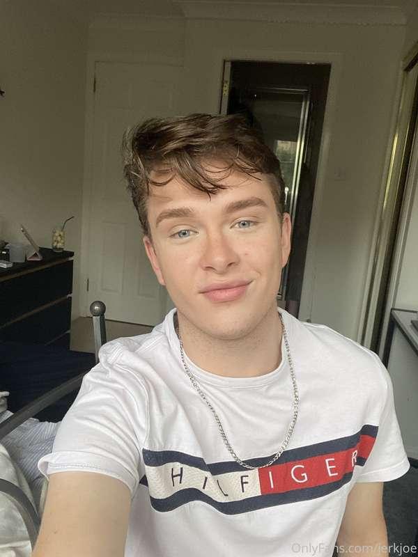 selfie + some cock 😌