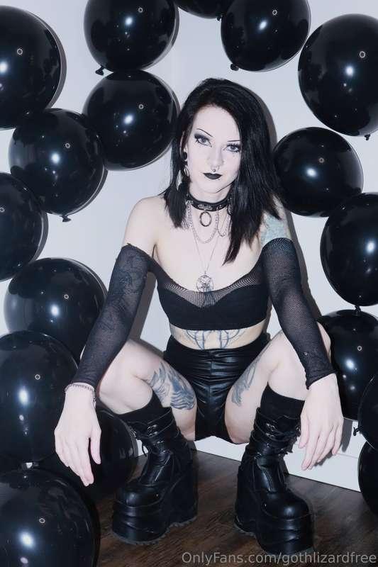 gothlizardfree image #8