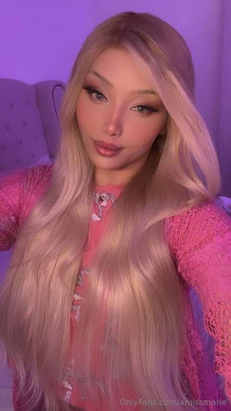 👀 What do you love most about me? Be honest… I want to know ..