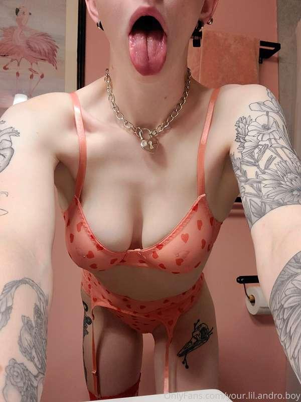 Does my mouth look warm? 👅💋❤