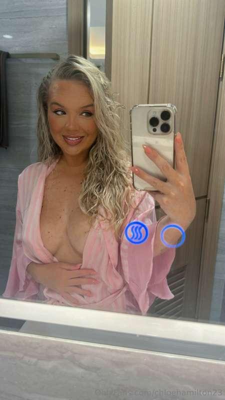 Swipe to see some 🍒