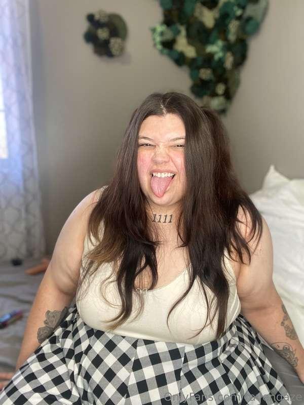 New photos & vids on the way 😋