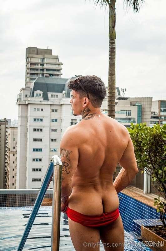 Que vista, hein? 😮‍💨  What a view, huh? 😮‍💨