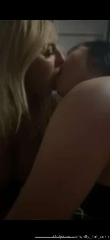 This is a preview. Wanna see more? Dm me and get the full ex..