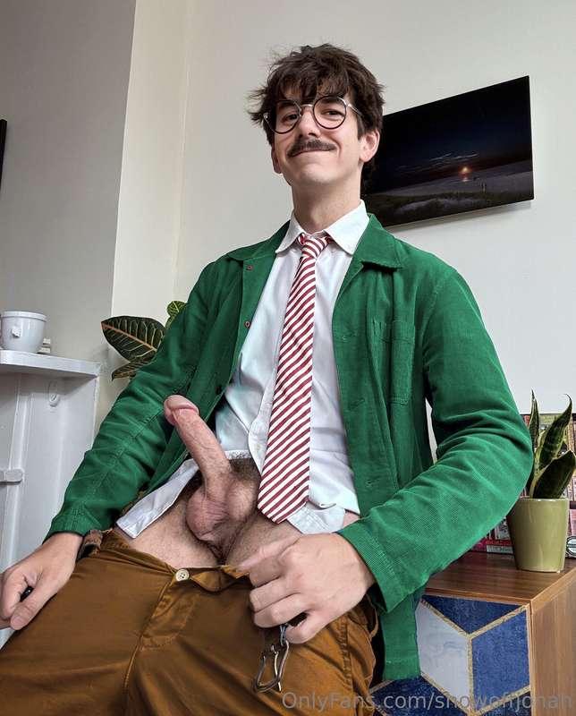 POV: you married Doctor Harvey in Stardew Valley and he whip..