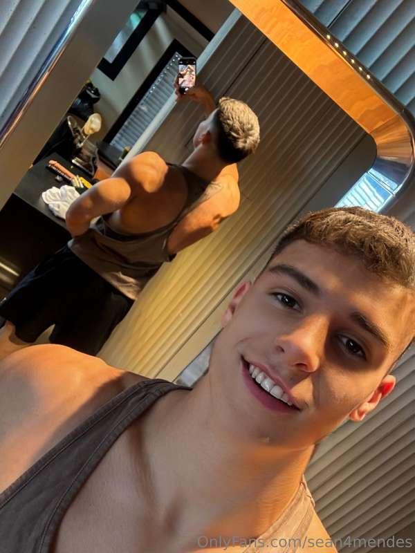 Pumped up and ready... for whatever you want. 😈