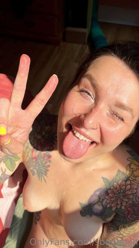 @itsmrdolphin's dick was tired this morning, but the light w..