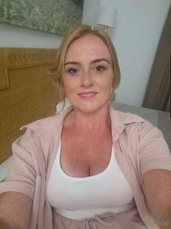 Redhead sis in law