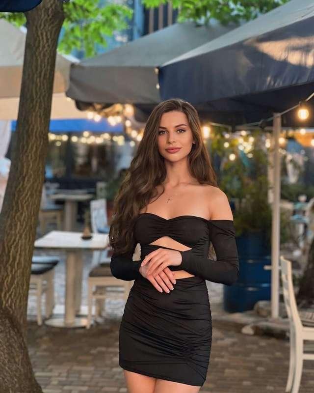 I was living my best life on vacation and soaking up every m..