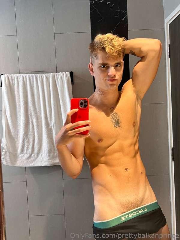 I have to see this mf in the mirror every single night befor..