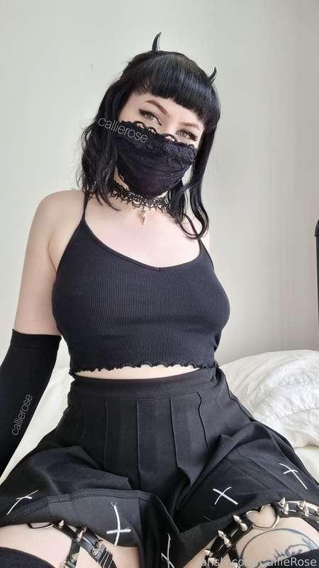  would you like to taste my hairy goth pussy? ☺️

☆○°° #goth #alt #hairy #hairypussy °°○☆