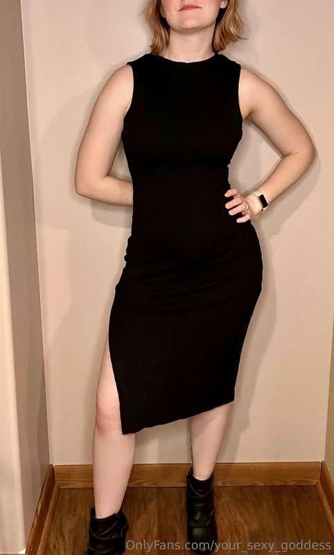 Going out tonight, maybe I’ll see you there 😘