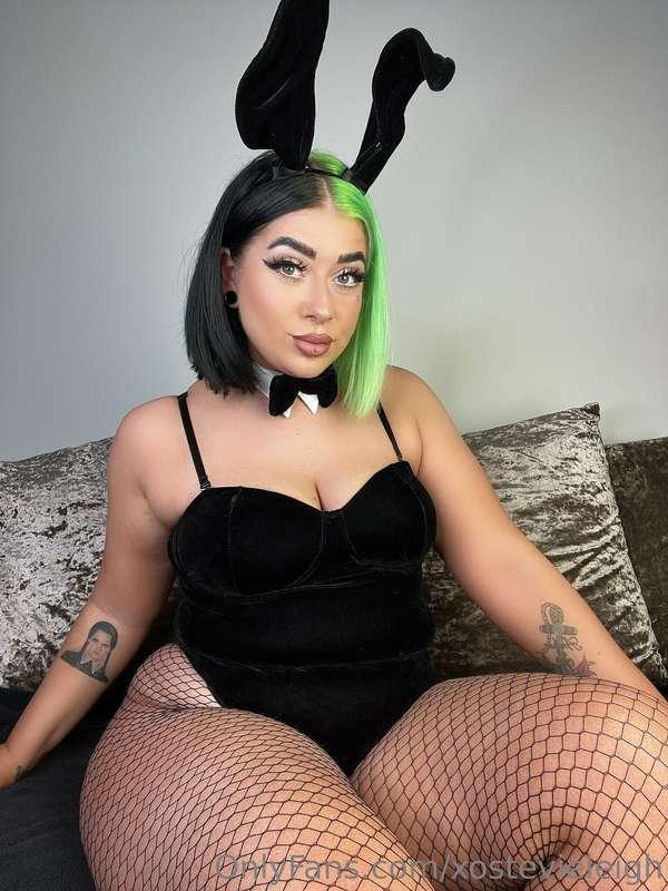 Happy Easter Sunday babe! 🥰 sorry to the 2 people who voted ..