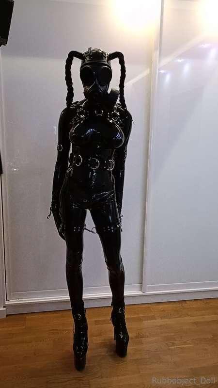 rubbobject_doll image #3
