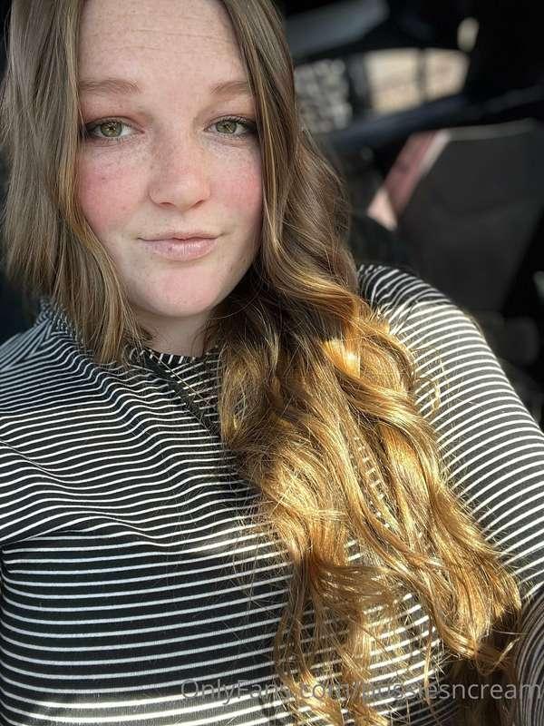 Just a selfie from a day I actually did my makeup  🥰