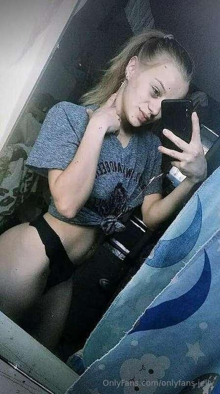 FRONT or BACK with @anita-mode - this super nude explicit se..