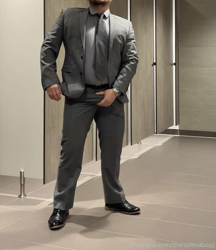 thesuitedboss image #2