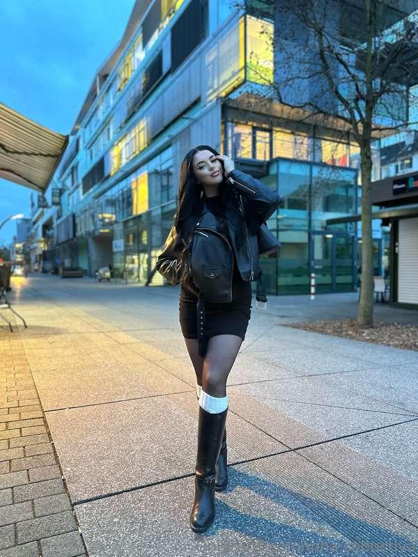 the weather's been nice lately.😍🥰
I'm looking forward to goi..