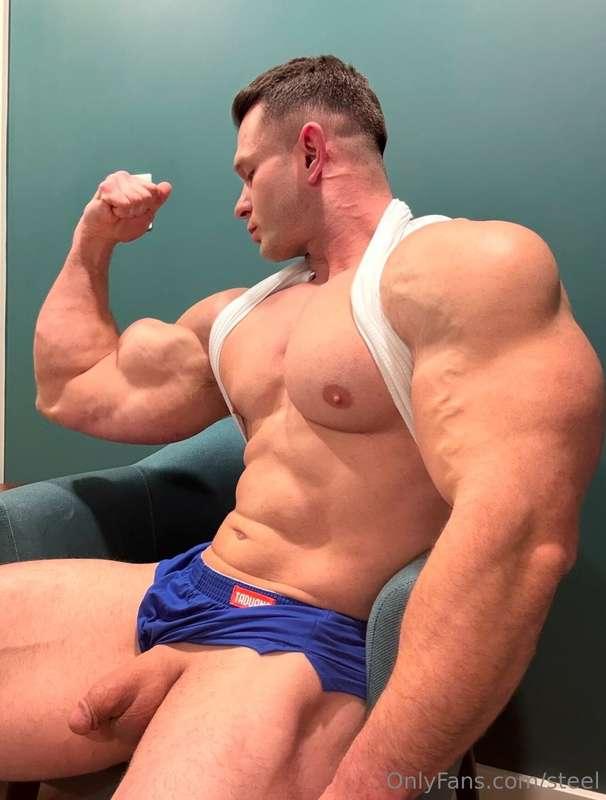Pic your fave and cum to it.. I’m not asking. 
