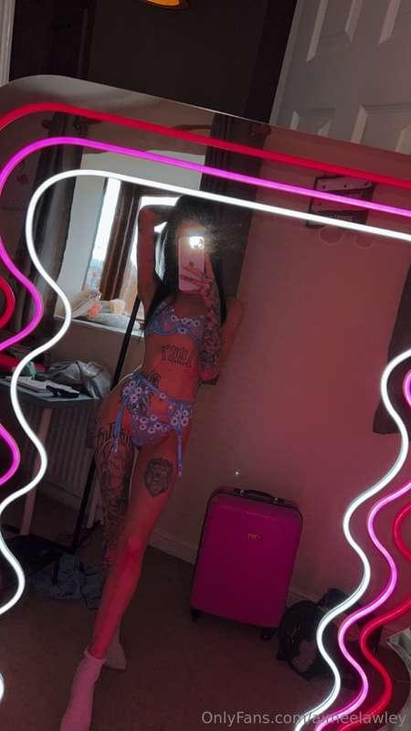 Would you like to see me like this when you come home?😜 If y..