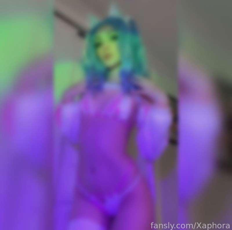 Ya’ll ready for this 👀

Pink Cyber Kitty coming soooooon! Pics galore and a couple vids! 💕🫣