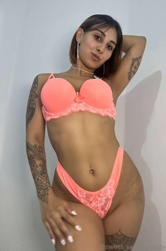 Tell me, would you like to remove this set with your teeth?🫦